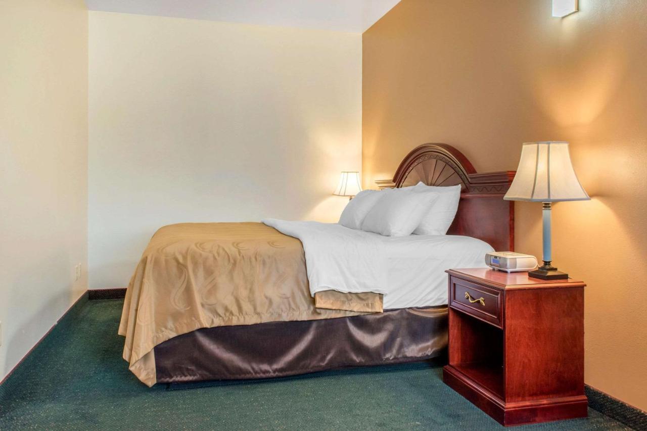 Quality Inn הלנה מראה חיצוני תמונה